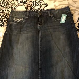 Maurice’s NWT Jean skirt